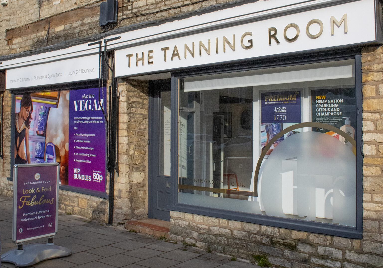 Witney Salon Image